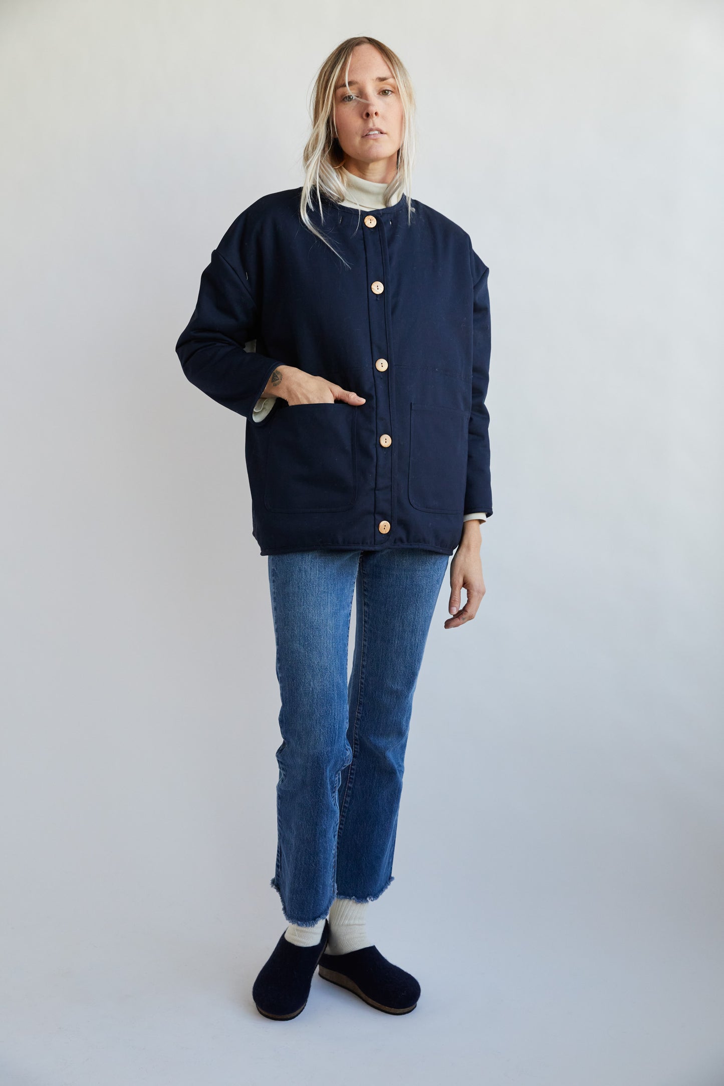 Unisex Reversible Wool Fleece Jacket - Natural/Navy